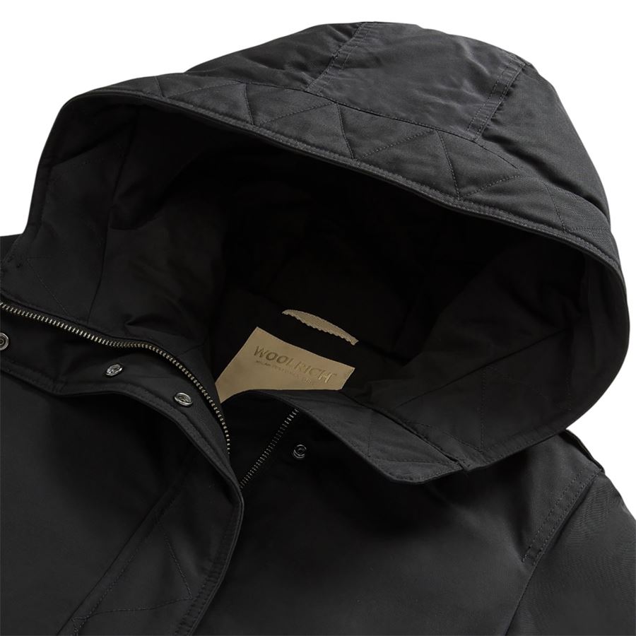 Military jacket giacca imbottita in Ramar Cloth con cappuccio da donna Woolrich | CFWWOU2075BLK